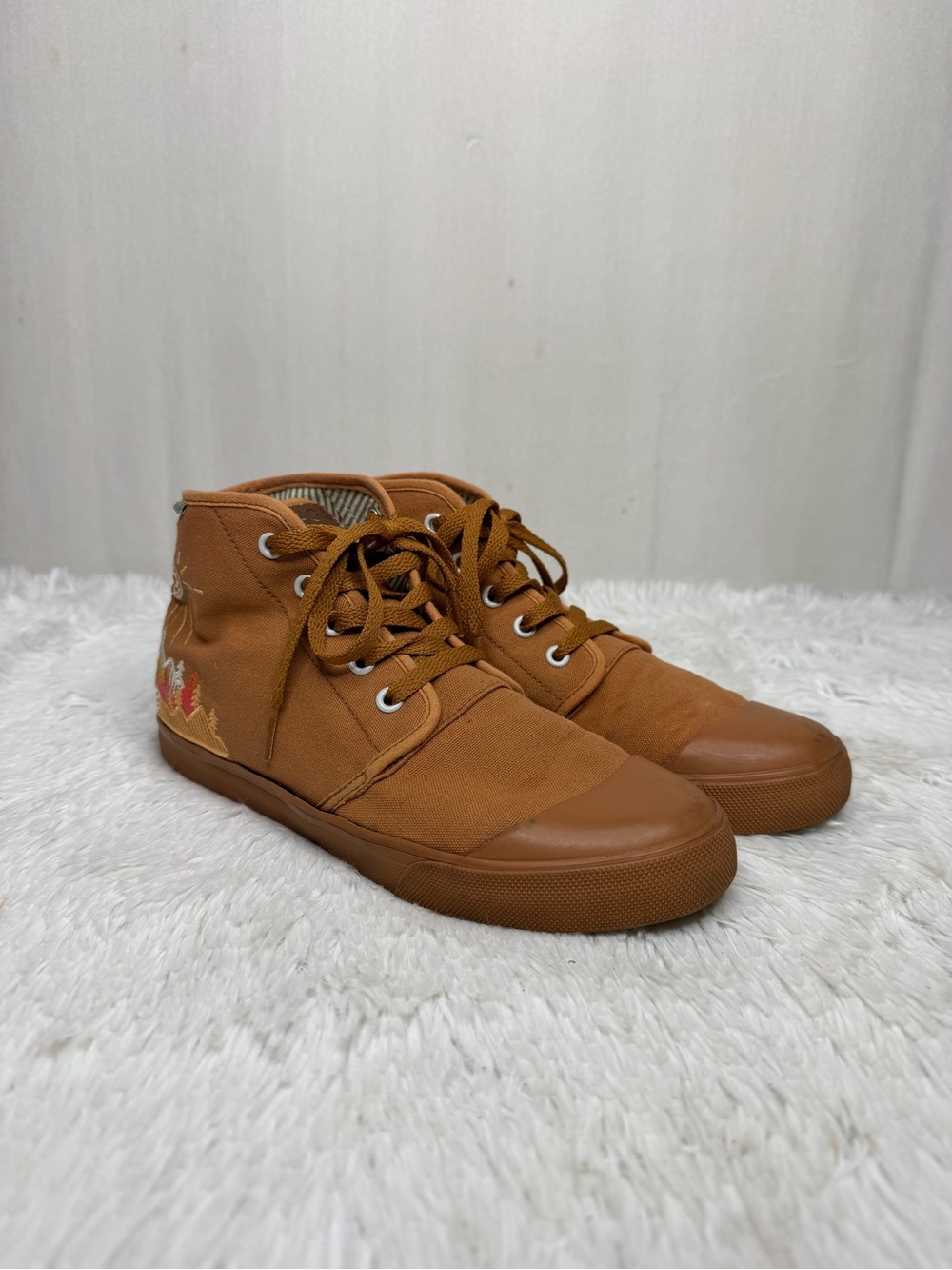 BANGS / orange brown mountain sun embroidered high top sneakers / 8.5
